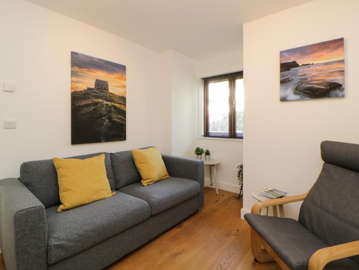 Iroko Villa Torpoint Bagian luar foto